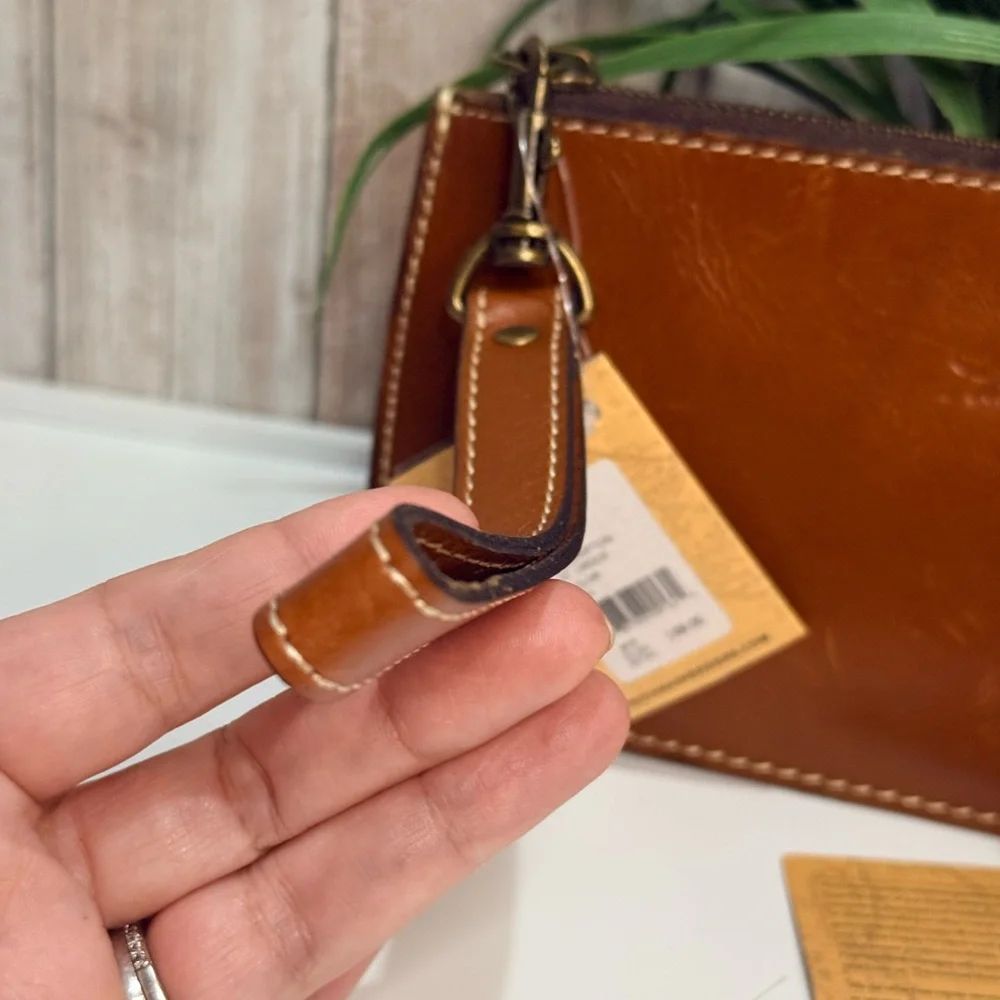 PATRICIA NASH ST CROCE TAN BROWN LEATHER WRISTLET